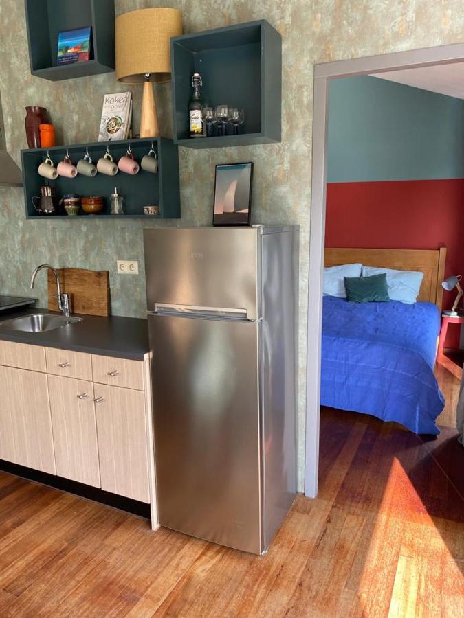 Bb De Woonboot Apartment Anna Paulowna Екстериор снимка
